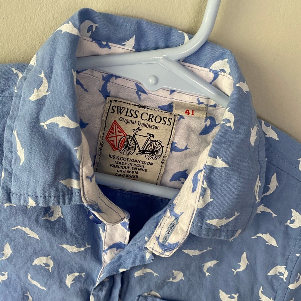 Dolphin 🐬 Print S/S Collared Button Up - 4T - Picture 3 of 4